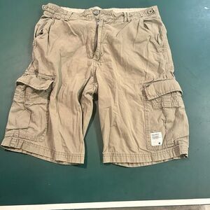 Khaki cargo shorts billabong